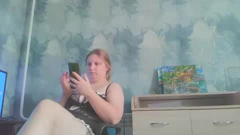 Snapshot of emmamelody944534 chatting on September 21, 8:51 am emmamelody online show from September 21, 8:51 am