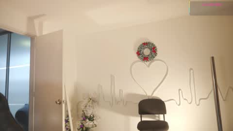 Sara online show from December 19, 12:00 pm