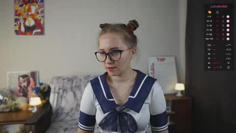 Mia online show from September 27, 3:32 pm