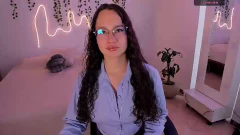 Snapshot of emmatorres9 chatting on October 7, 2:24 pm Emma Torres online show from October 7, 2:24 pm