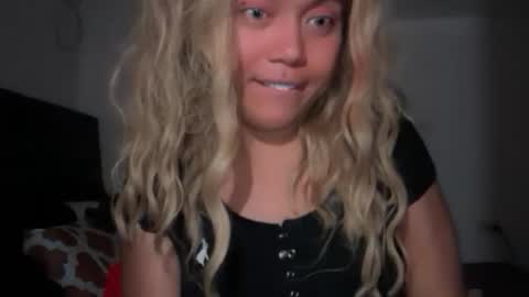 YourDreamGirl Emma  online show from March 10, 9:02 am