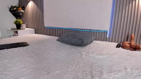 emmazc_ online show from November 21, 11:25 pm