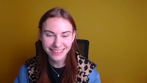 Snapshot of emmi_rossum chatting on February 23, 9:16 pm Emmi online show from February 23, 9:16 pm