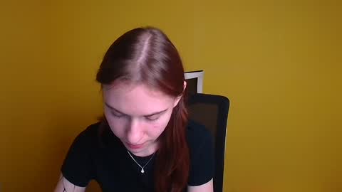Snapshot of emmi_rossum chatting on February 24, 12:20 am Emmi online show from February 24, 12:20 am