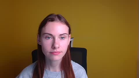 Snapshot of emmi_rossum chatting on March 4, 3:15 pm Emmi online show from March 4, 3:15 pm