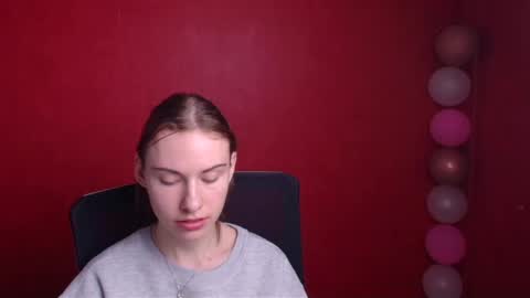 Snapshot of emmi_rossum chatting on March 6, 3:35 pm Emmi online show from March 6, 3:35 pm