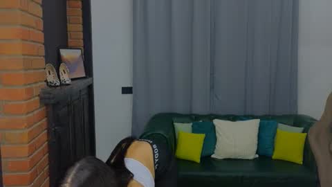 Mia online show from November 9, 8:44 pm