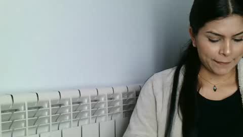 Snapshot of emmie_xxx chatting on February 2, 5:26 pm emmie online show from February 2, 5:26 pm