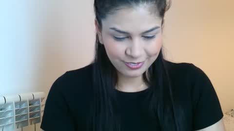 Snapshot of emmie_xxx chatting on February 21, 8:38 pm emmie online show from February 21, 8:38 pm