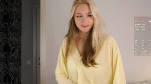 Aurora online show from October 8, 8:09 am