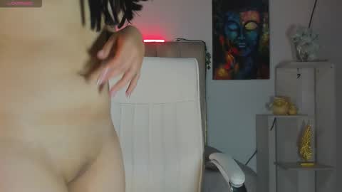 emmy_miller00 online show from November 7, 10:01 pm