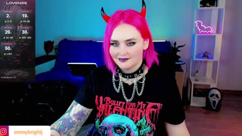 Snapshot of emmybrightj_ chatting on January 28, 1:50 am Emmy Bright 50 online show from January 28, 1:50 am