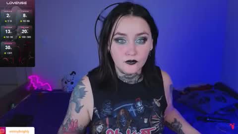 Emmy Bright     50  online show from November 7, 2:58 am