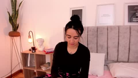 Snapshot of emmyevans1 chatting on March 11, 11:47 pm Emmy Evans online show from March 11, 11:47 pm
