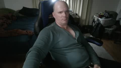 Snapshot of emsguy1 chatting on September 26, 3:47 am Matt online show from September 26, 3:47 am