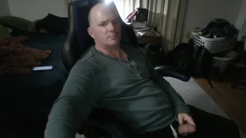 Snapshot of emsguy1 chatting on September 23, 4:06 am Matt online show from September 23, 4:06 am