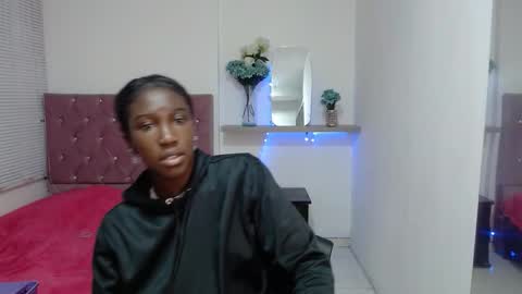 Snapshot of emyfuckhard chatting on October 14, 12:30 pm emyfuckhard online show from October 14, 12:30 pm