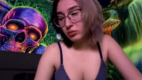 emyleighsolis online show from December 3, 1:45 pm