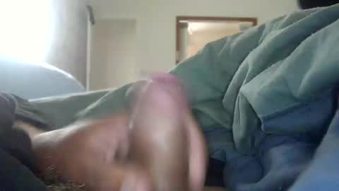 encormoi online show from April 2, 6:54 am