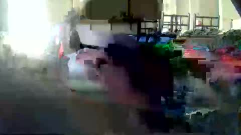 encormoi online show from November 7, 8:50 am