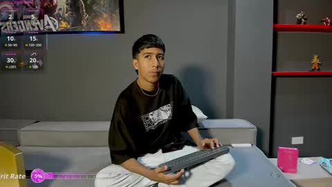 Ender online show from March 21, 1:49 pm