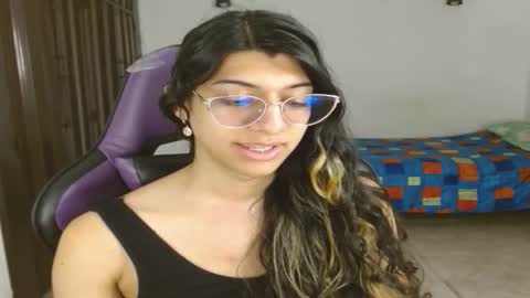 Snapshot of engiel_phoenix chatting on October 15, 12:25 am Engiel phoenix instagram engiel 13 online show from October 15, 12:25 am