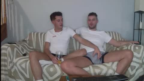Snapshot of englishladxxx chatting on September 19, 8:56 pm Englishladxxx online show from September 19, 8:56 pm