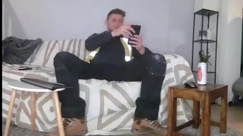 Snapshot of englishladxxx chatting on December 4, 7:28 pm Englishladxxx online show from December 4, 7:28 pm