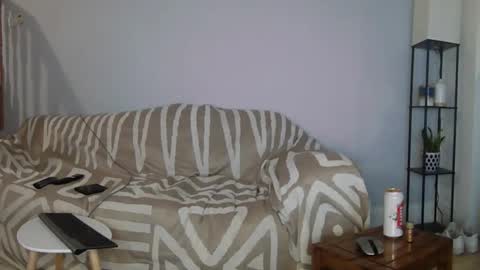 Snapshot of englishladxxx chatting on February 1, 1:55 am Englishladxxx online show from February 1, 1:55 am