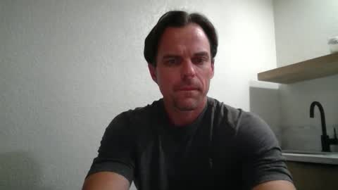 enits95 online show from March 19, 3:12 am