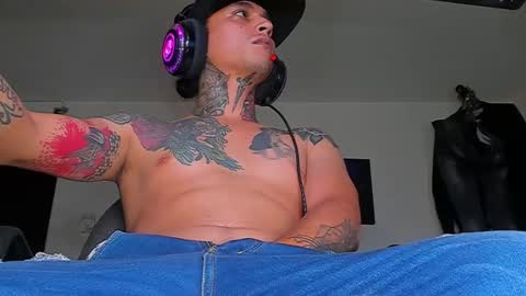 enjoymycock99 online show from February 11, 12:58 pm