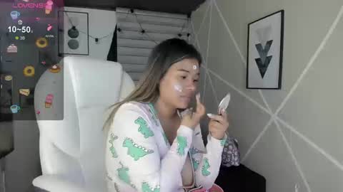 Snapshot of enma_clark chatting on September 23, 4:28 am Enma clark online show from September 23, 4:28 am