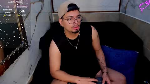 Snapshot of enrique_villa23 chatting on October 6, 12:12 pm enrique online show from October 6, 12:12 pm