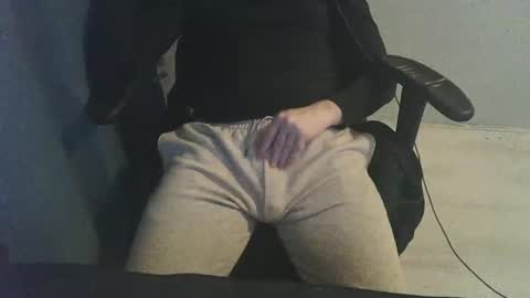 enriquexxx21xxx online show from February 24, 5:05 pm