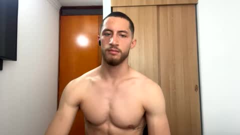 enzo_savage online show from January 10, 8:47 pm