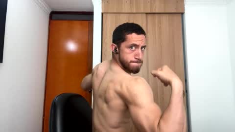 enzo_savage online show from March 3, 7:21 pm