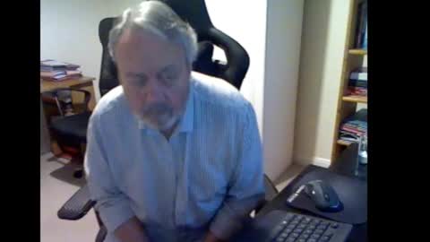 erasmus_d online show from September 17, 6:11 pm