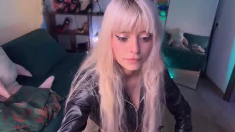 Snapshot of erectioneeering chatting on September 22, 12:31 pm Alissa online show from September 22, 12:31 pm