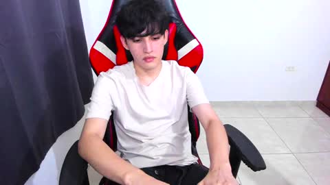 eren_tatakae online show from January 5, 1:03 am