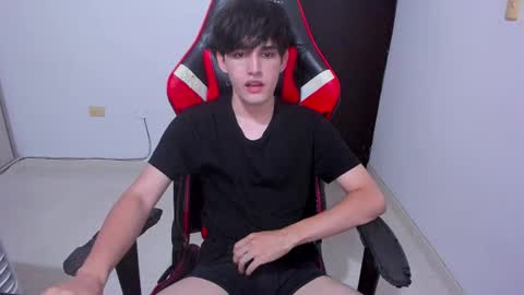 eren_tatakae online show from March 29, 3:41 am