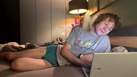 Snapshot of eric_carrotman chatting on September 29, 11:59 pm Eric Carrotman online show from September 29, 11:59 pm