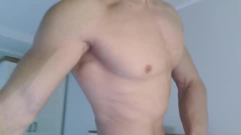 Snapshot of eric_crush chatting on September 12, 4:14 am Eric Crush online show from September 12, 4:14 am
