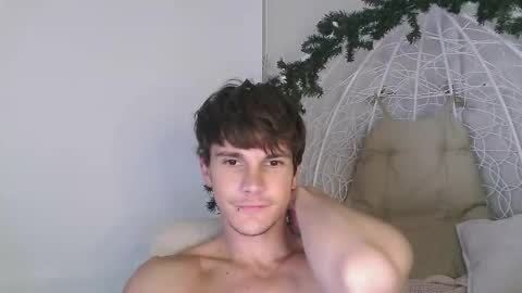 Eric Crush online show from December 14, 3:57 am