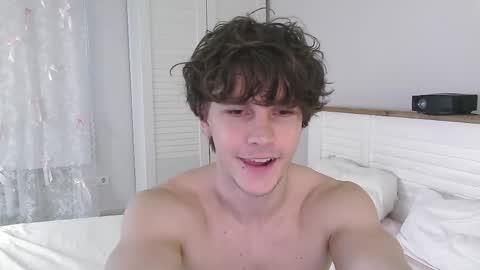 Eric Crush online show from March 30, 4:01 am