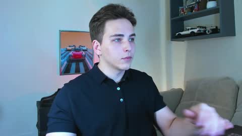 Snapshot of eric_ether chatting on October 10, 8:03 pm Eric online show from October 10, 8:03 pm