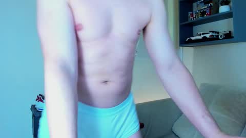 Snapshot of eric_ether chatting on September 15, 6:31 pm Eric online show from September 15, 6:31 pm