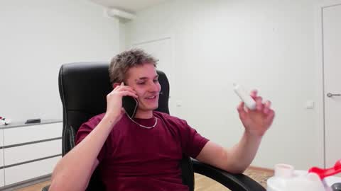    online show from November 18, 5:38 pm