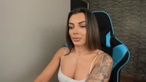 Riaaa online show from October 9, 4:18 am