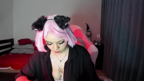 Erica online show from January 6, 10:47 pm