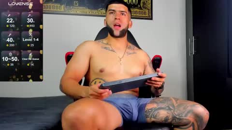 Snapshot of erick_blake_ chatting on March 8, 4:23 am my online show from March 8, 4:23 am